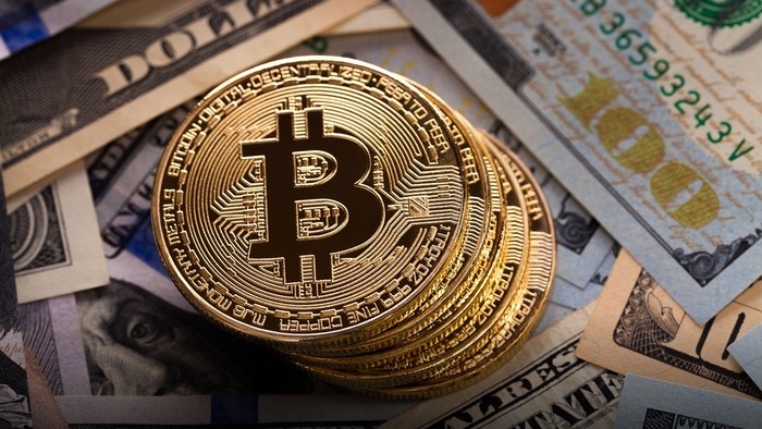 La regulación de los criptoactivos es uno de los mayores retos de la industria. · Foto: Imagen: Freepik