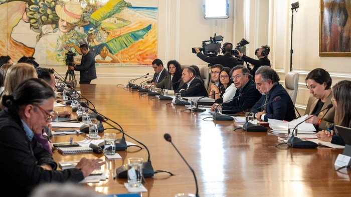 Foto principal del artículo 'Transmisión consejo de ministros 25 de marzo: crisis en la salud y el abastecimiento de medicamentos' · Foto: Presidencia de la República de Colombia