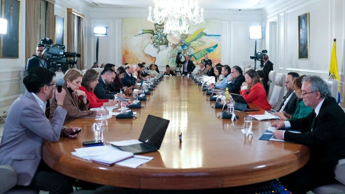 Foto principal del artículo 'Transmisión consejo de ministros 7 de abril 2025: Gobierno Petro debate las tarifas de energía en Colombia' · Foto: Presidencia de la República de Colombia - Andrea Puentes