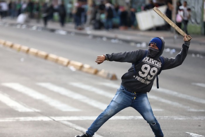 "En Colombia nada se puede entender, menos aún con lo que está pasando hoy en el gobierno de Gustavo Petro, sin los miedos, los odios y los resentimientos que alimentan el debate político". · Foto: Colprensa/Prensa/Redes sociales