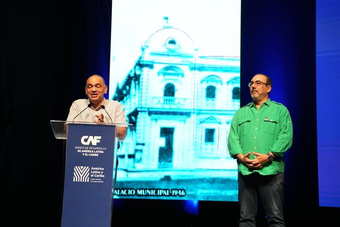 La inversión impulsará proyectos clave en renovación urbana y gestión del agua bajo el plan Santa Marta 500+. · Foto: CAF