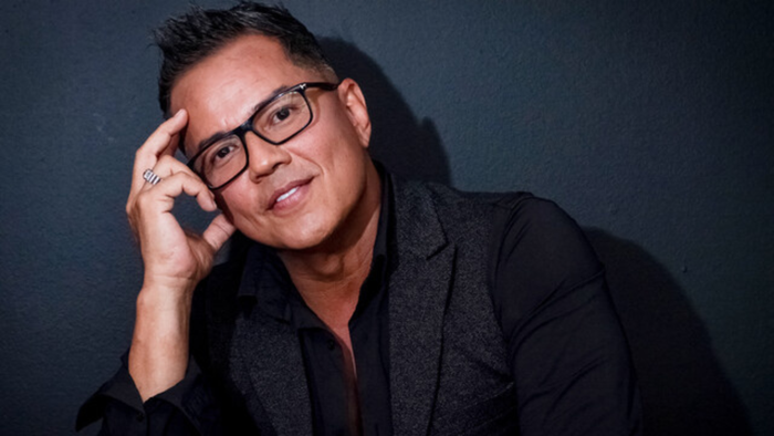 Charlie Zaa es conocido por sus versiones de boleros como Un disco más, Ódiame y Flor sin retoño. · Foto: Colprensa/Prensa/Redes sociales