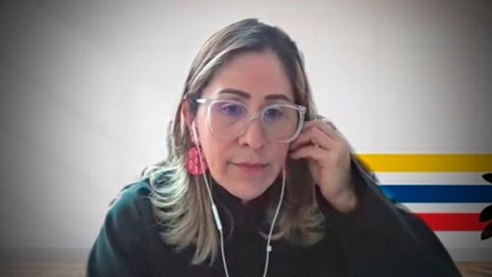 Jueza del juicio en contra de Álvaro Uribe Vélez. · Foto: Captura de pantalla video de audiencia de Álvaro Uribe Vélez.