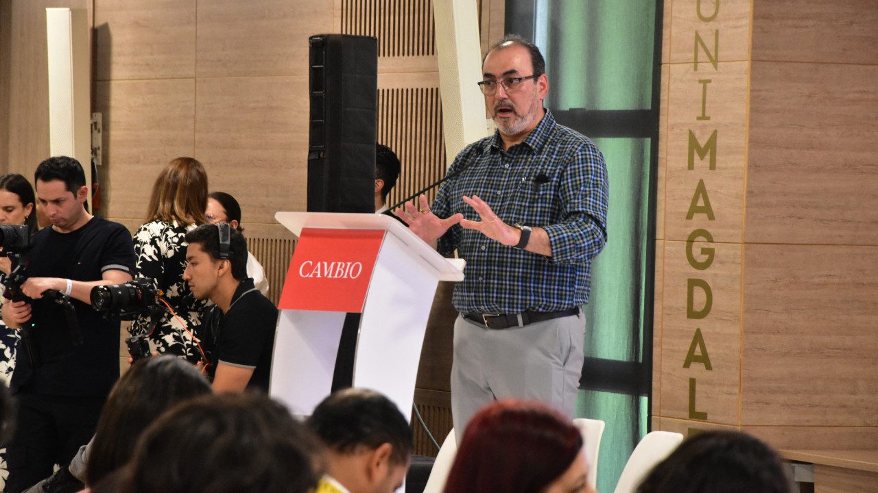 “Tenemos que sembrar los árboles que no veremos”: Sergio Díaz-Granados, presidente de CAF, sobre el futuro de Santa Marta