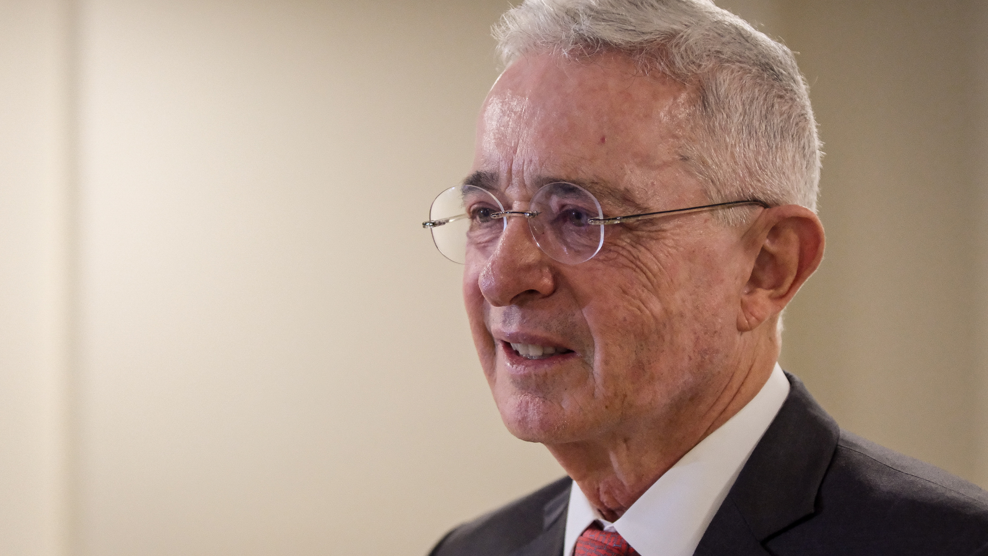 Álvaro Uribe: ¡Yo me hago moler!