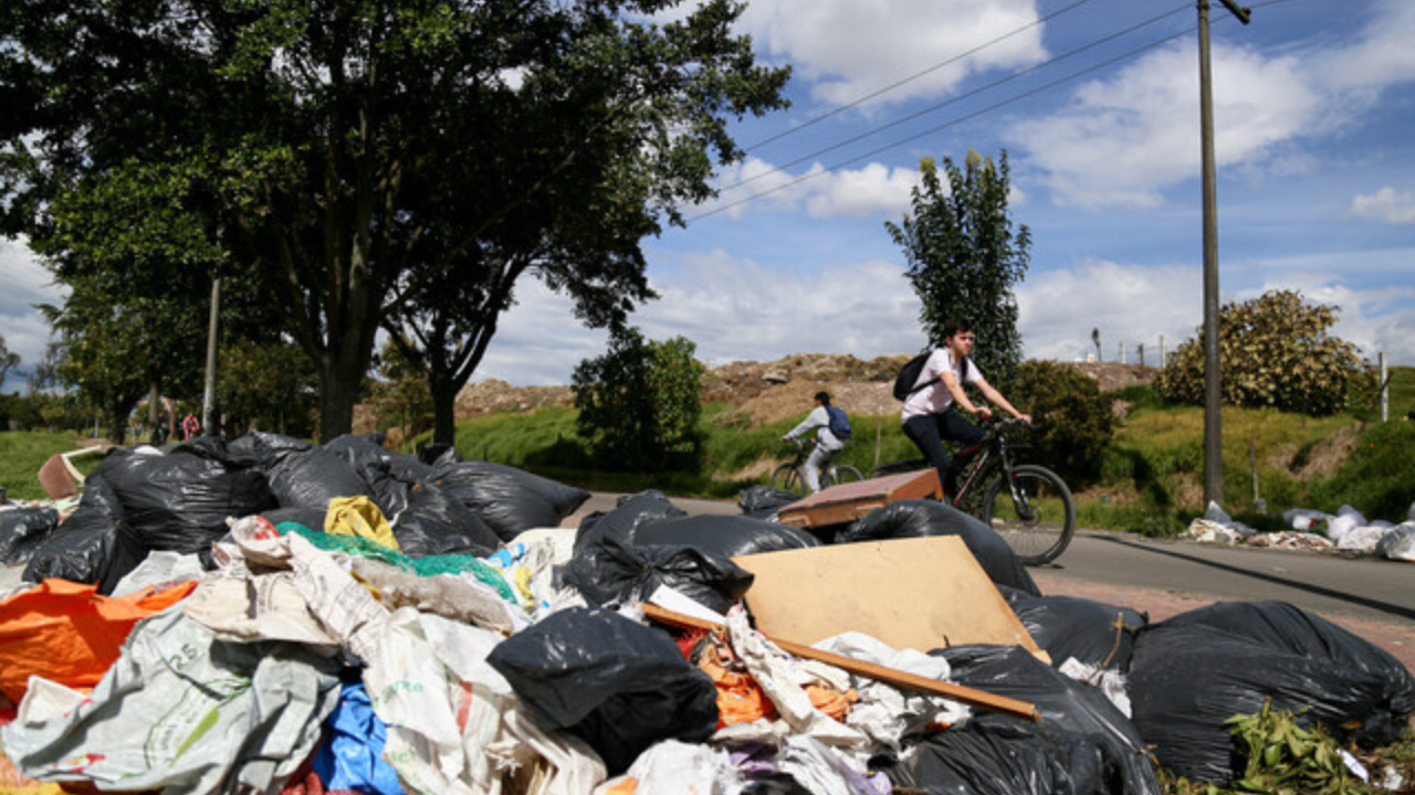 Situación de basuras en Bogotá. Crédito: Colprensa.