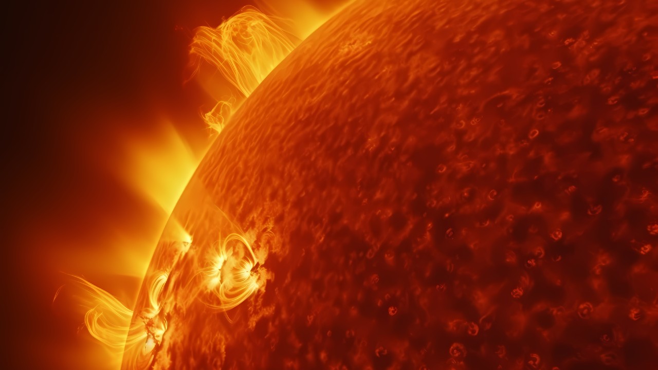 Las tormentas geomagnéticas se producen por eyecciones de masa coronal del Sol. Créditos: Freepik