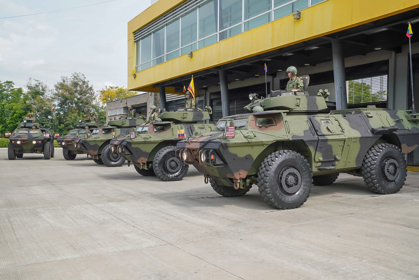 Los nuevos vehículos harán parte de las operaciones militares en zonas de conflicto. · Foto: Ejército