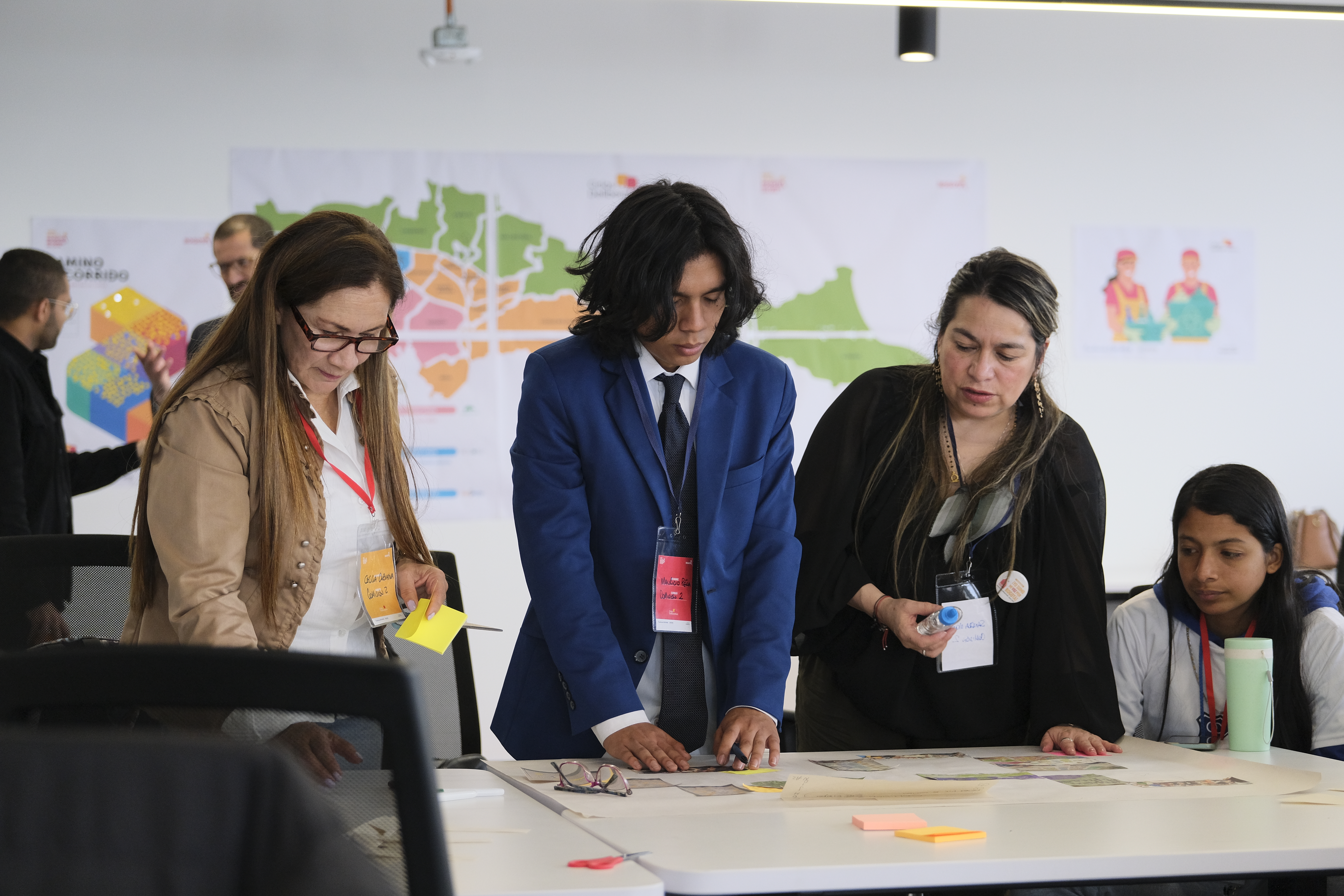 Se seleccionaron 70 ciudadanos de los más de 2.000 inscritos para participar en los Ciclos Deliberativos. I Foto: Fundación Corona