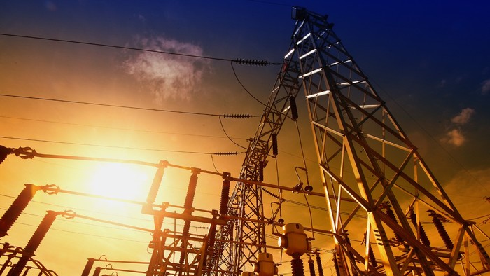 Los generadores de energía le han pedido a la Corte tomar una decisión sobre el decreto que afecta al sector. Crédito imagen: Colprensa.