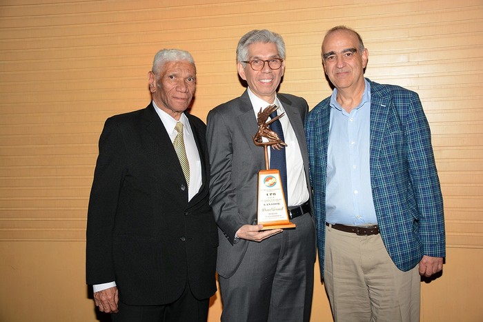 Daniel Coronell recibe el Premio Guillermo Cano del CPB, el mayor reconocimiento al periodismo colombiano · Foto: CPB