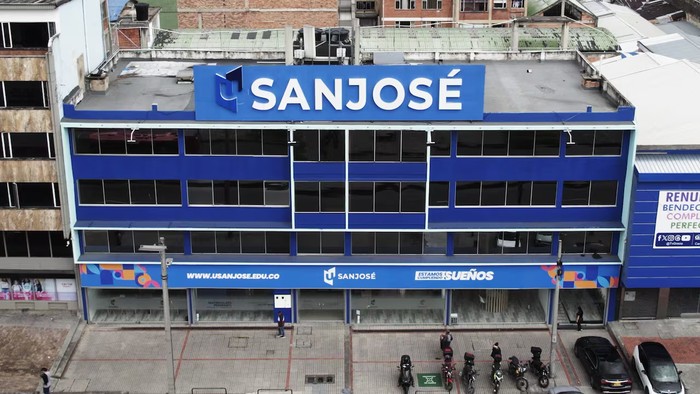Fachada de la Fundación de Educación Superior San José. · Foto: Fundación de Educación superior San José